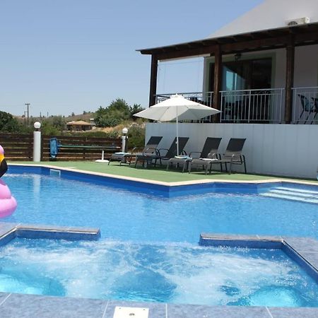 Yiannos House Villa Evrykhou ภายนอก รูปภาพ